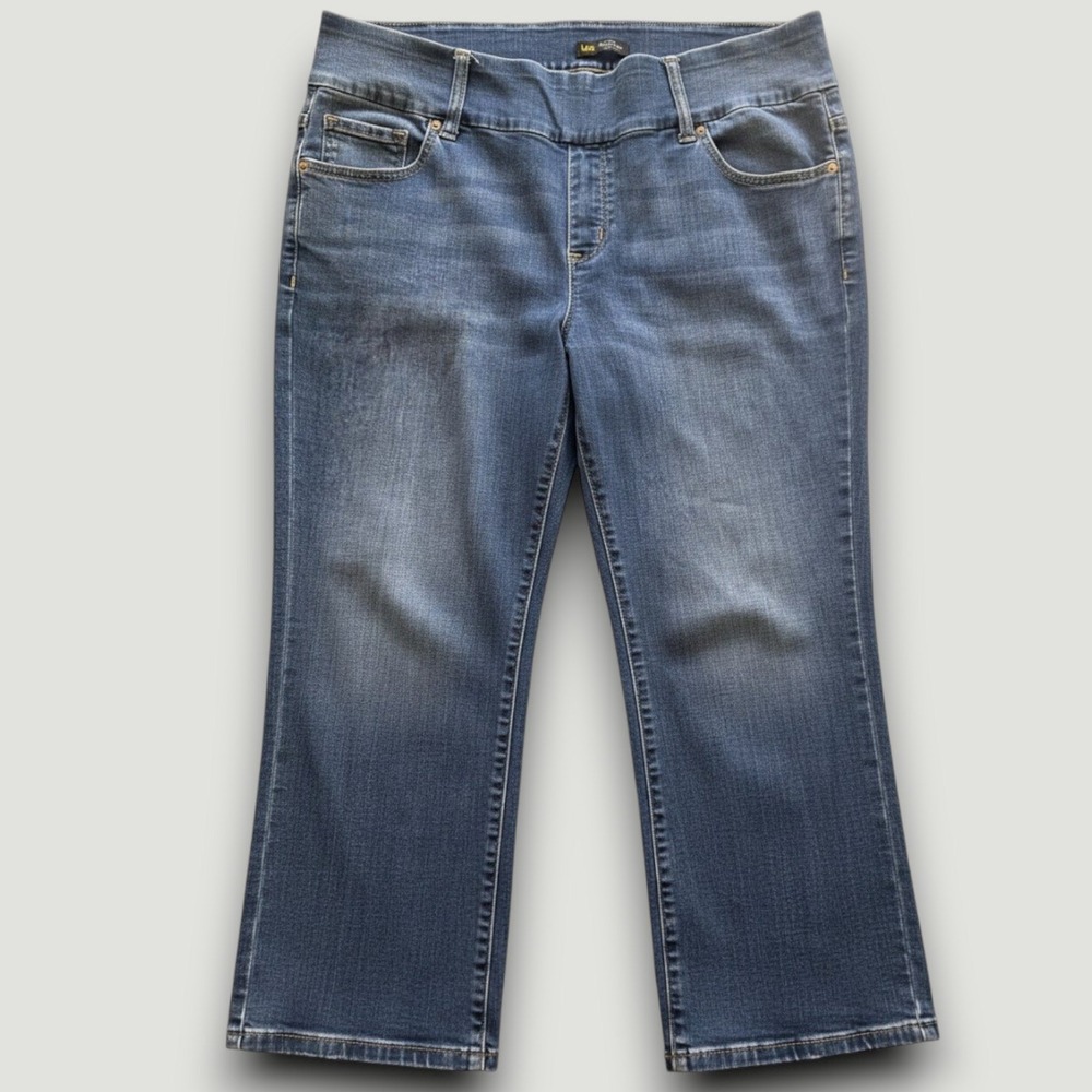 Lee Sculpting Slim Fit Capri Jeans Womens 20W Blue Pull On Mid Rise Stretch